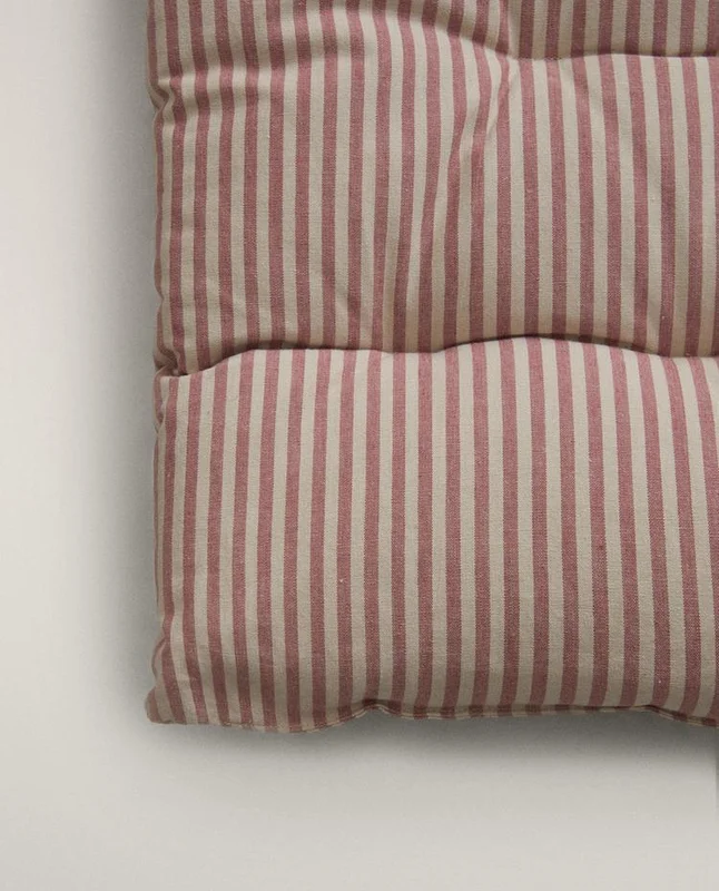 TOPPER RAYAS - Textiles, Uruguay | Zara Home, vista 3