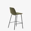 Taburete Zunilda de chenilla - verde oscuro y acero con acabado negro mate altura 65 cm en Verde - Butacas, banquetas y puffs, Uruguay | Kavehome, vista 7 de 9