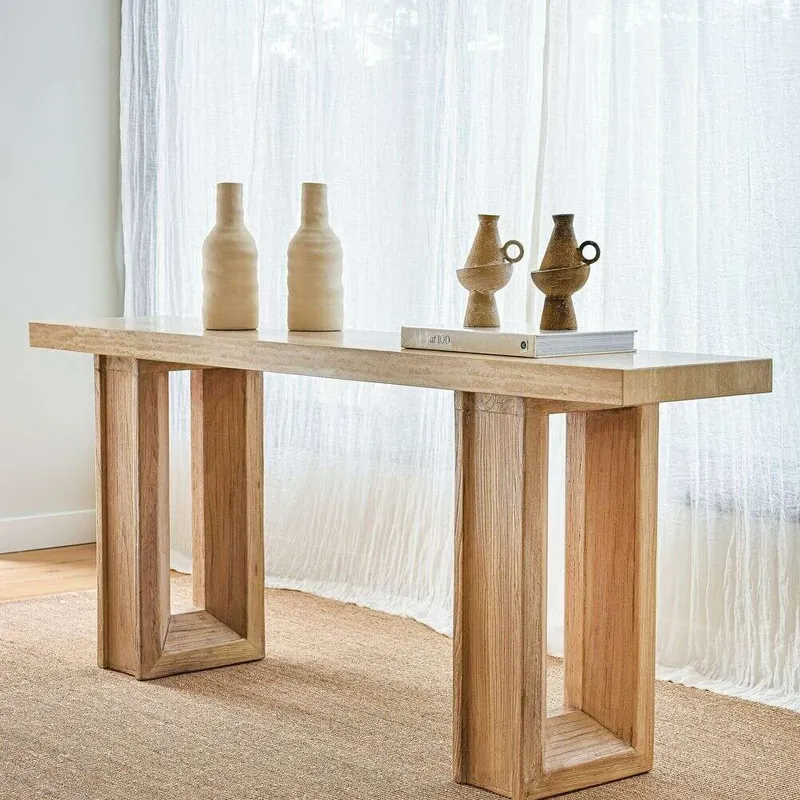 MESA DE ARRIMO / CONSOLA TRAVERTINO - 1.80 MTS en Madera natural - Bibliotecas, Uruguay | La Iberica