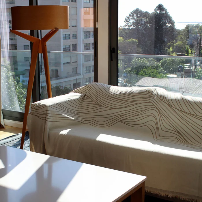 Manta para sillón y cama con diseños marrón - 180 x 280 cm en Diseños - Textiles, Uruguay | Buho Store, vista 2