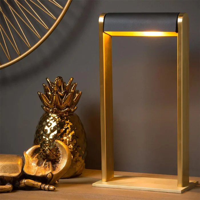 Lámpara de Mesa Gilly Dorado en Amarillo - Lámparas de mesa, Uruguay | Serlux, vista 2