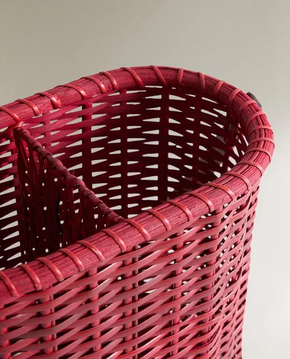 CESTA BOTELLERO RATÁN en Rojo - Canastos, Uruguay | Zara Home, vista 4