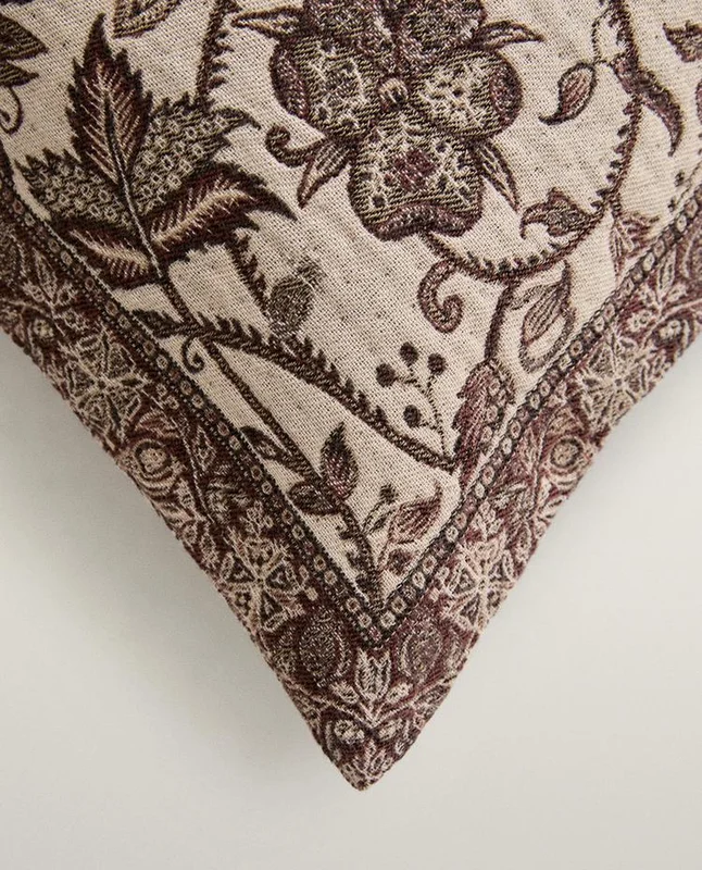 FUNDA COJÍN JACQUARD en Beige - Textiles, Uruguay | Zara Home, vista 3