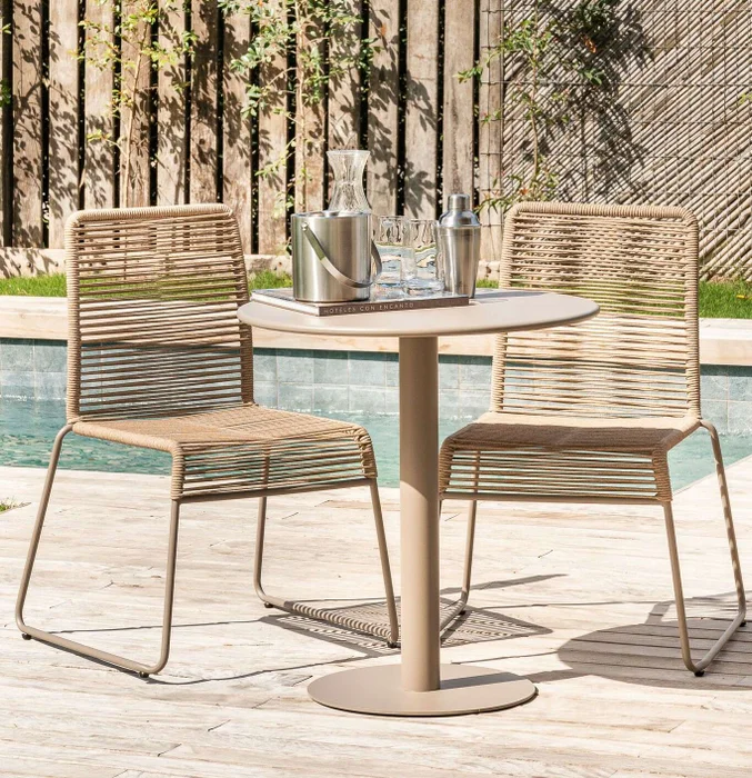 MESA GRAFITO ALTURA 75 CMS - EXTERIOR en Gris - Mesas de comedor, Uruguay | La Iberica