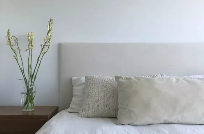 Respaldo de Cama Queen con funda en Beige - Respaldos de cama, Uruguay | Martinika Deco