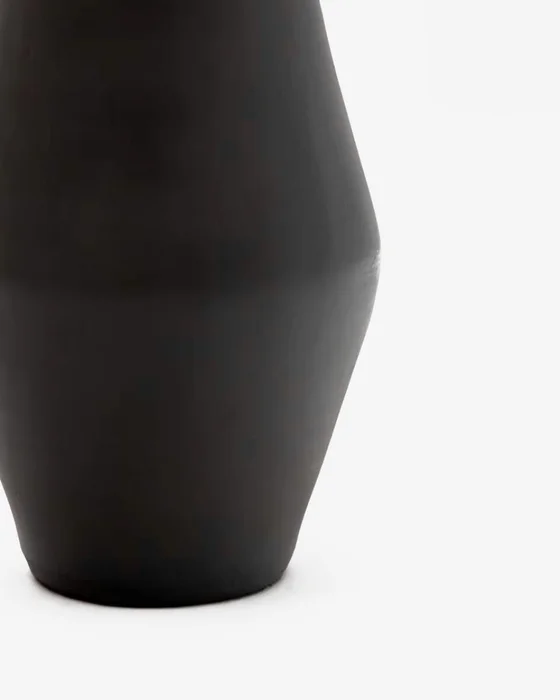 Jarrón Posia de terracota - 61 cm en Negro - Jarrones, Uruguay | Kavehome, vista 4