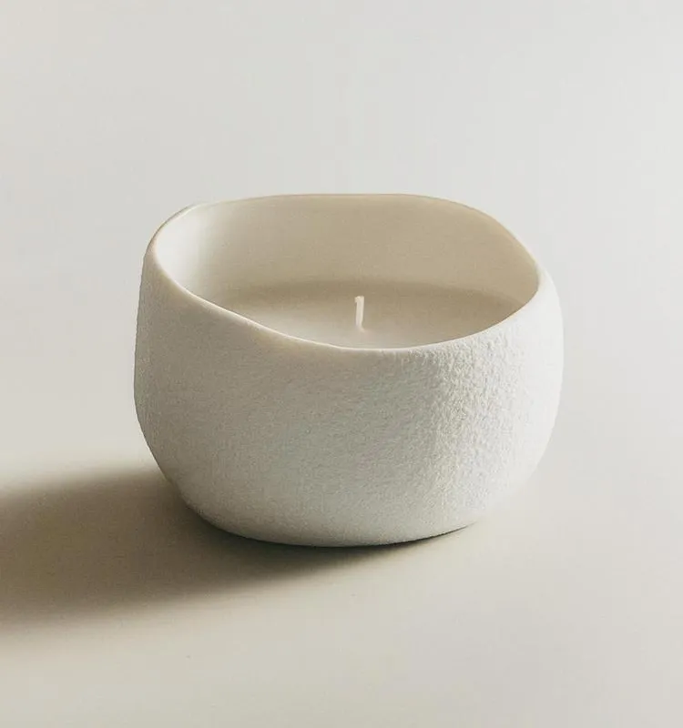 VELA DECORATIVA TEXTURA en Blanco - Velas y Portavelas, Uruguay | Zara Home