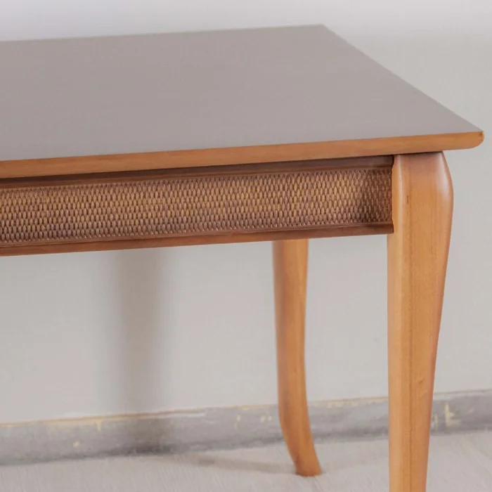 Mesa Armil en Marrón - Mesas de comedor, Uruguay | Fábrica Italiana, vista 2