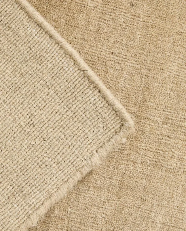 ALFOMBRA LANA DISEÑO LISO en Marrón - Alfombras, Uruguay | Zara Home, vista 5