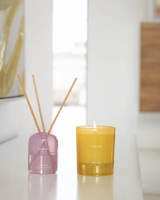 Vela aromática Pastel Clouds 180 gr en Amarillo - Velas y Portavelas, Uruguay | Kavehome, vista 2