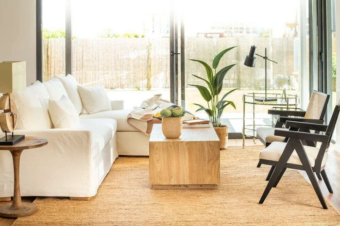 SILLON SOFIA RINCONERO - JEAN en Blanco - Sillones y sofás, Uruguay | La Iberica, vista 14
