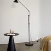 Luminaria de pie Dione de acero en Negro - Lámparas de pie, Uruguay | Kavehome, vista 3 de 5