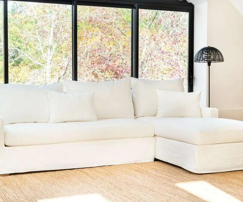SILLON SOFIA RINCONERO - JEAN en Off-white - Sillones y sofás, Uruguay | La Iberica