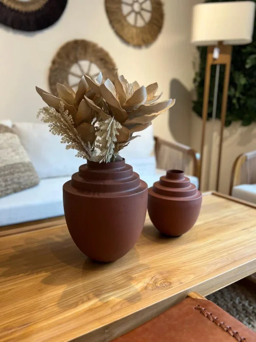 Florero metal ladrillo en Terracota - Jarrones, Uruguay | FMB