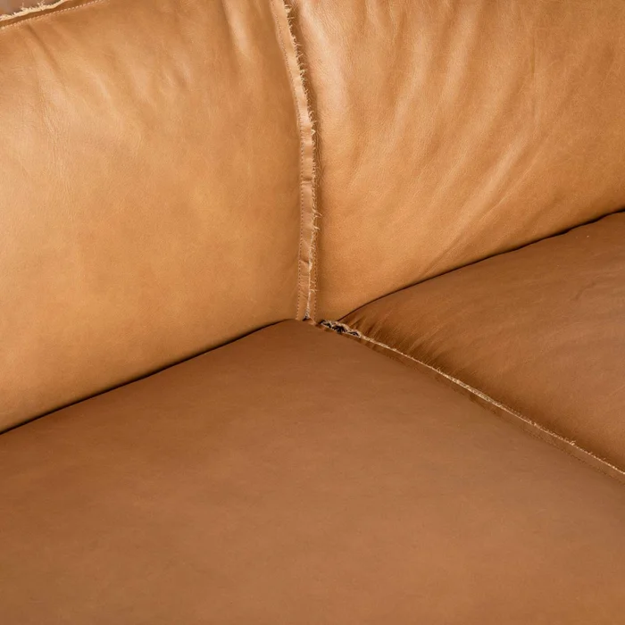 Sofá 4 Cuerpos Cuero Marron Tufa Camel en Beige - Sillones y sofás, Uruguay | Divino, vista 5
