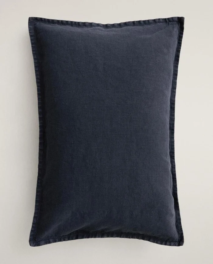 FUNDA COJÍN LINO LAVADO en Azul - Textiles, Uruguay | Zara Home, vista 2