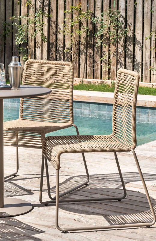 SILLA MINIMAL GRAFITO - EXTERIOR en Beige - Sillas, Uruguay | La Iberica, vista 4