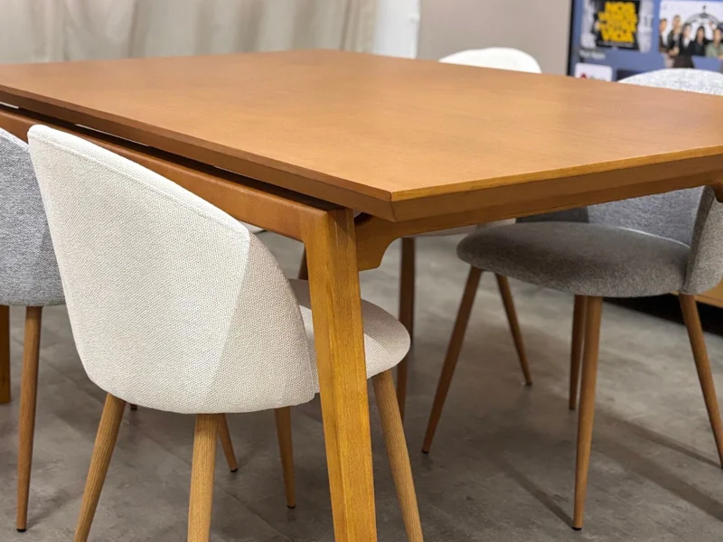 Mesa KENT 1.60 m en Mesa KENT 1.60 m - Mesas de comedor, Uruguay | Finkel, vista 3