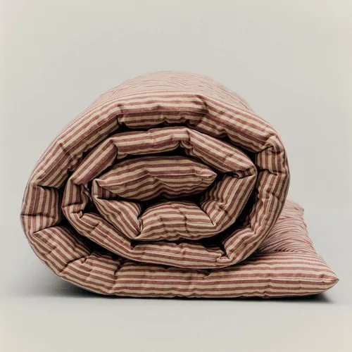 TOPPER RAYAS - Textiles, Uruguay | Zara Home