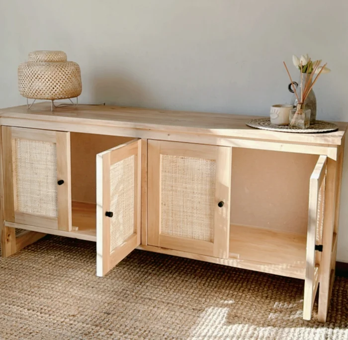 Rack con puertas y laterales en esterilla natural en Madera natural - Muebles, Uruguay | Decoramuss, vista 3