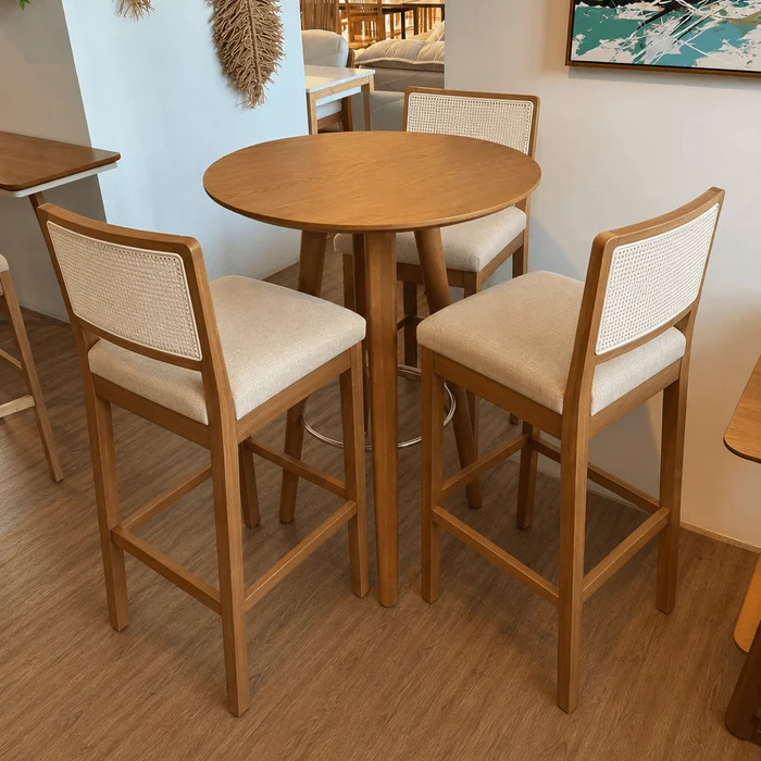 Conjunto Isla Aurea con 3 Banqueta Sara en Madera natural - Butacas, banquetas y puffs, Uruguay | Balton, vista 2