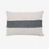 Almohadón Daf 100% de lino - beige y gris con flecos 40 x 60 cm en Beige - Textiles, Uruguay | Kavehome, vista 1 de 3