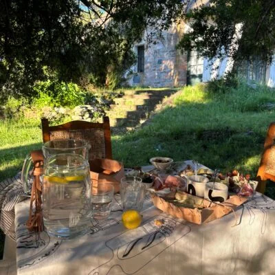 Jarra con flecos de cuero marrón - Decoración, Uruguay | Dreams On Time, vista 3