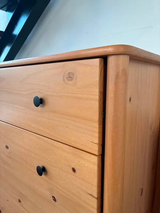 Comoda Apama 90CM 4 Cajones - Madera Maciza en Madera natural - Cómodas, Uruguay | Balton, vista 8