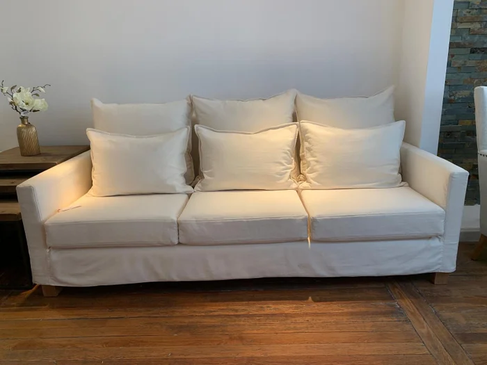 Sofa Berlin Enfundado en Blanco - Sillones y sofás, Uruguay | Marvic