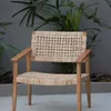 Butaca en teca y cuerda con posabrazos en Beige - Butacas, banquetas y puffs, Uruguay | Entrecasa, vista 4 de 5