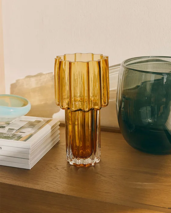 Jarrón Cristila de cristal naranja de 30 cm en Naranja - Jarrones, Uruguay | Kavehome, vista 2