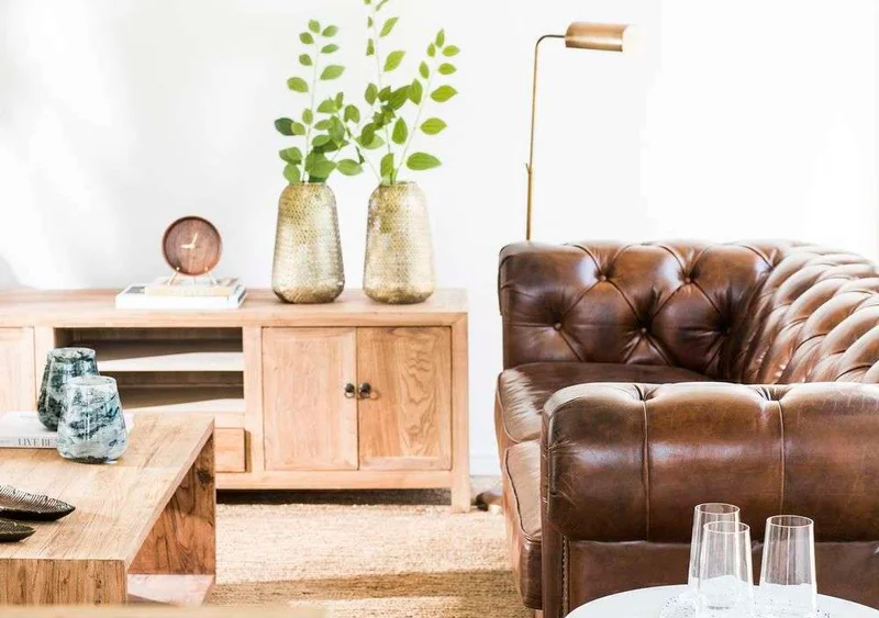 SILLON CHESTERFIELD CUERO ITALIANO - 3 CUERPOS en Marrón - Sillones y sofás, Uruguay | La Iberica, vista 13