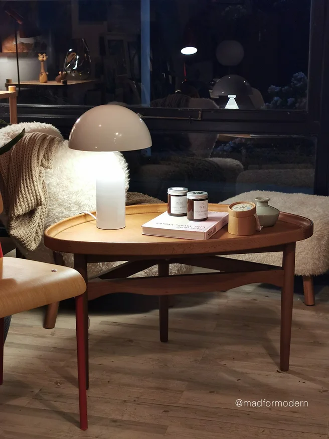 Eye Table | Finn Juhl en Madera natural - Mesas de living, Uruguay | Mad for Modern, vista 2