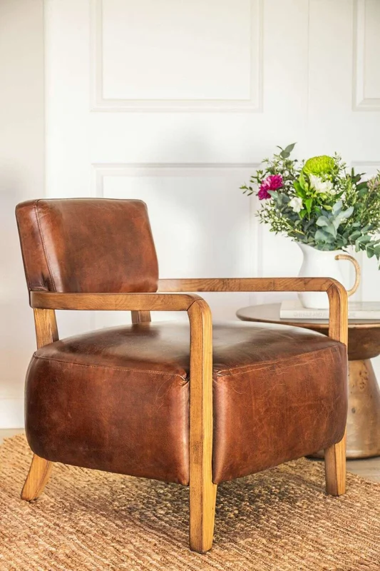 BUTACA WOOLY - WALNUT Y CUERO ITALIANO ENVEJECIDO en Marrón - Butacas, banquetas y puffs, Uruguay | La Iberica, vista 7
