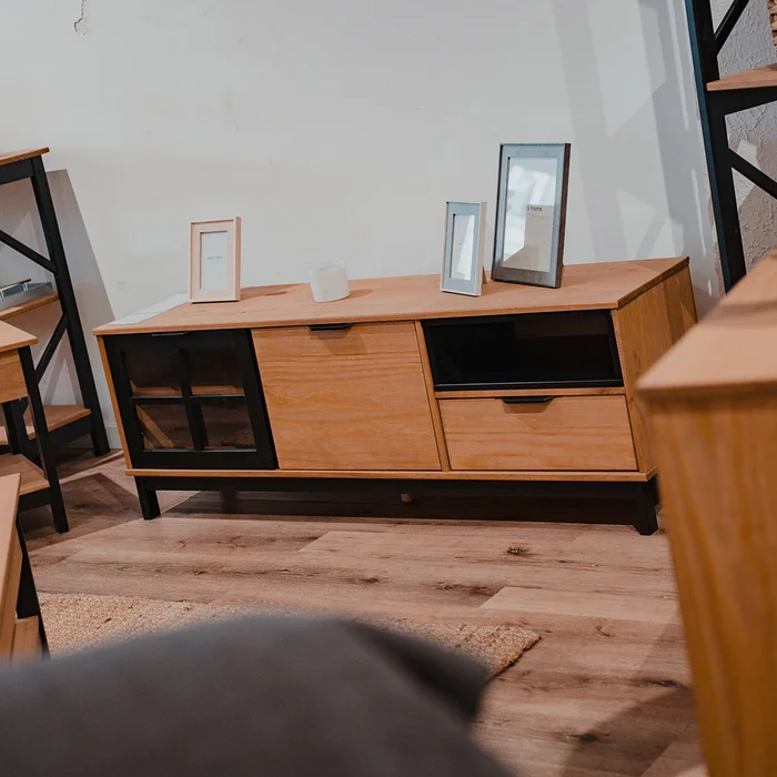 Rack Madera Maciza Línea Denver en Madera natural - Muebles para TV, Uruguay | Ecowood, vista 2
