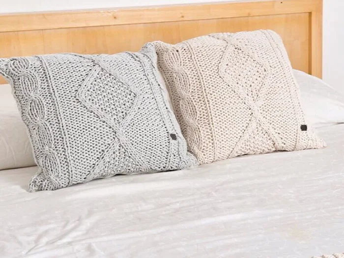 Almohadon Trenzas - Textiles, Uruguay | Arquetipo, vista 3