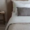 Respaldo de cama tapizado en Beige - Dormitorio, Uruguay | Pieza Clave, vista 3 de 19