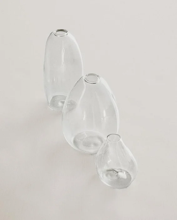 JARRÓN CRISTAL PEQUEÑO IRREGULAR - Jarrones, Uruguay | Zara Home