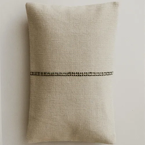 FUNDA COJÍN DOBLE LÍNEA en Beige - Textiles, Uruguay | Zara Home