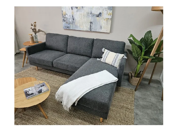 Sofa con Chaise PRADA PREVENTA - Dark Grey Tela Rústica en Dark Grey Tela Rústica - Sillones y sofás, Uruguay | Finkel, vista 5