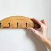 CUELGA LLAVES DE ROBLE CLARO 5 CLAVOS en Madera natural - Percheros y colgadores, Uruguay | La Iberica, vista 2 de 2