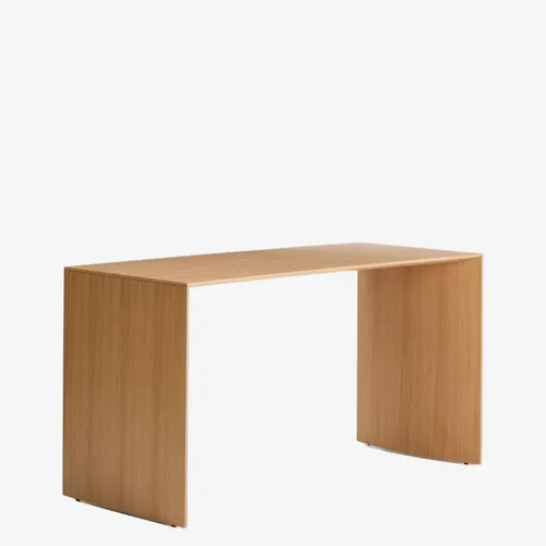 Mesa de trabajo Litto de chapa de roble FSC Mix Credit 140 x 60 cm en Madera natural - Escritorios y sillas de escritorio, Uruguay | Kavehome