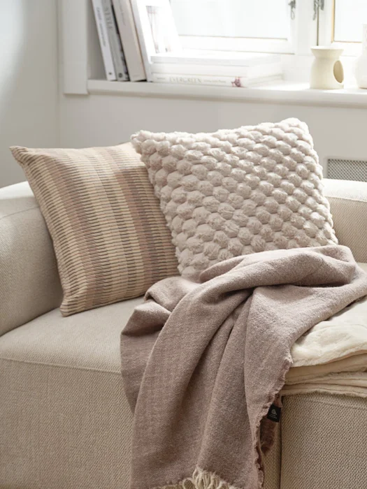 Manta throw KALKLOK 130x170 beige en Beige - Textiles, Uruguay | JYSK, vista 4