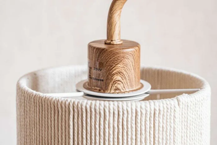 LAMPARA DE MESA MALIBU en Beige - Lámparas de mesa, Uruguay | La Iberica, vista 4