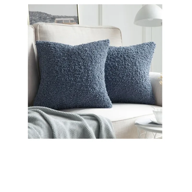 Almohadón de Corderito Blue en Azul - Textiles, Uruguay | Finkel