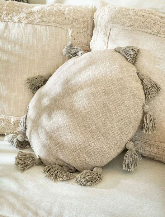 ALMOHADON 100% ALGODON REDONDO - CRUDO - 45 CMS en Blanco - Textiles, Uruguay | La Iberica