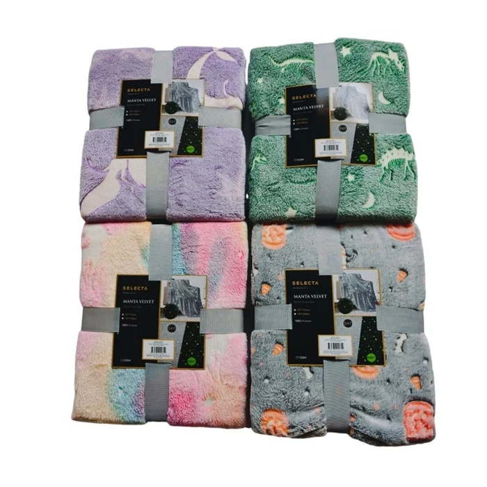 MANTA VELVET BRILLA EN OSCURIDAD 127X152CM SURTIDO en Multicolor - Textiles, Uruguay | Decohogar, vista 3