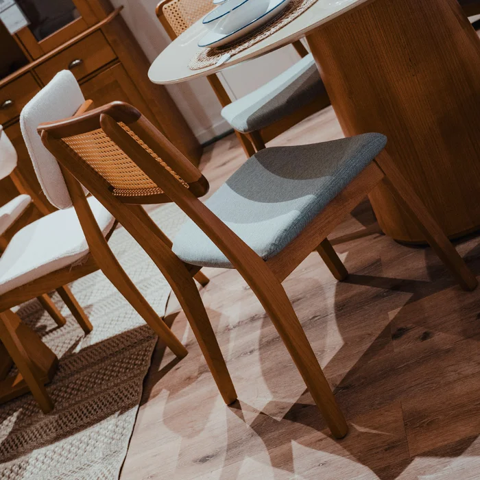 Silla de Comedor Classic Ratan - Línea Nevada - Lino Gris en Gris - Sillas, Uruguay | Ecowood, vista 5