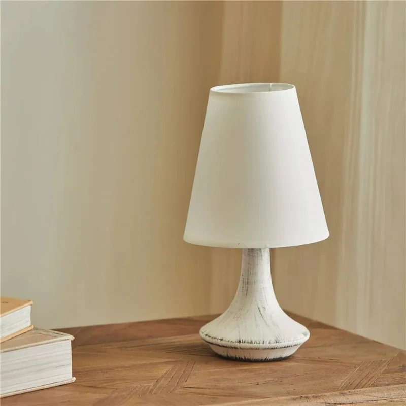 LAMPARA DE MESA BASE PORCELANA 16X16X30CM BLANCO en Blanco - Lámparas de mesa, Uruguay | Koz, vista 3