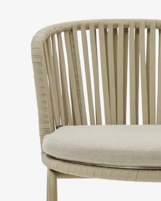 Silla exterior Saconca de cuerda y acero con acabado pintado - beige en Beige - Sillas, Uruguay | Kavehome, vista 3